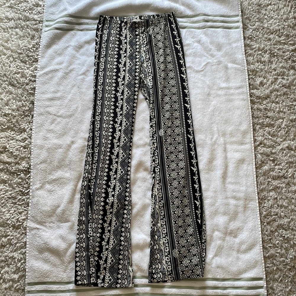 Patterned pants